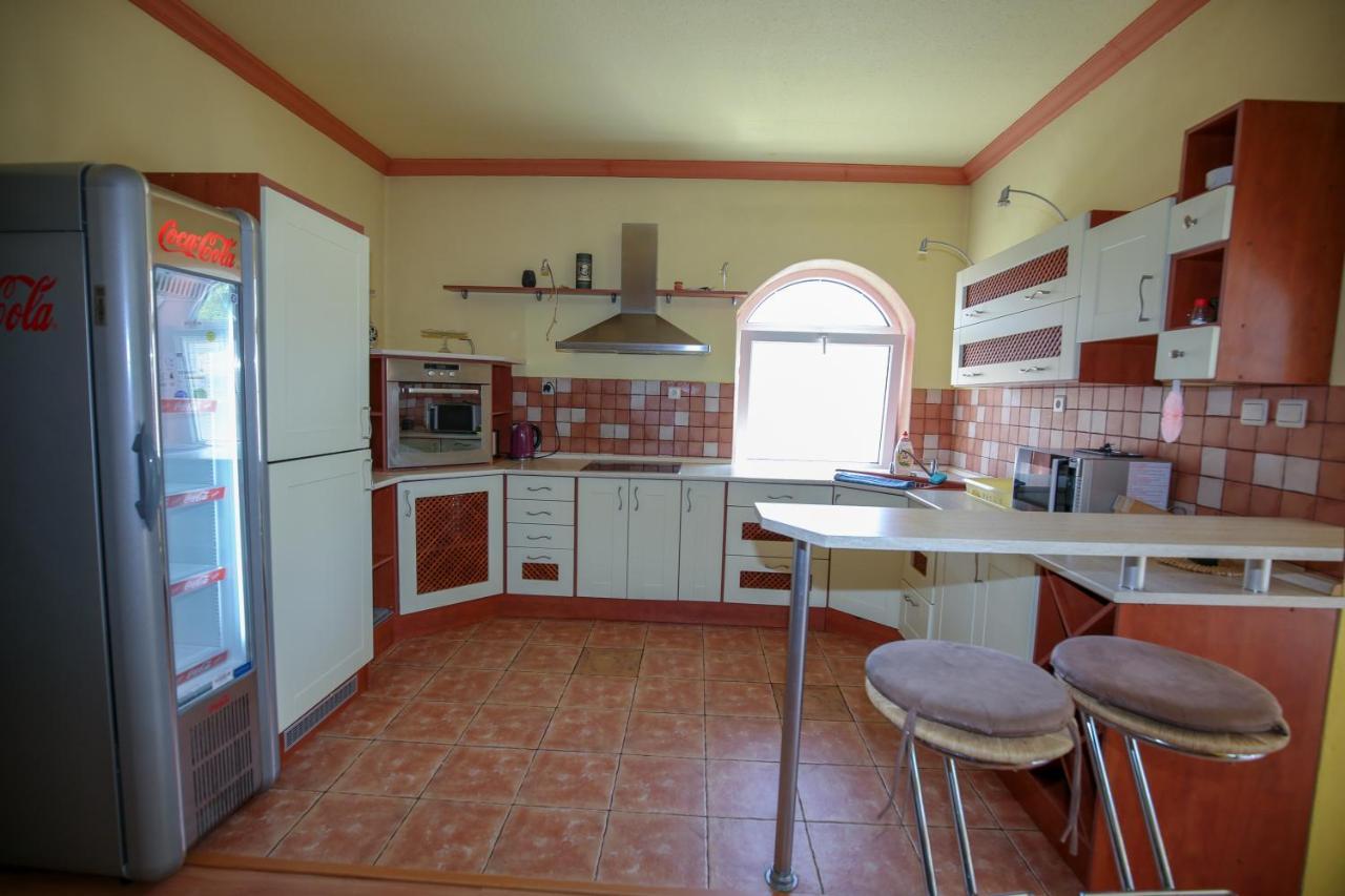 Villa Ametyst Štúrovo Eksteriør billede